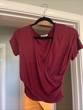 Women's Burgundy Wrap-Style Short Sleeve Crop Top